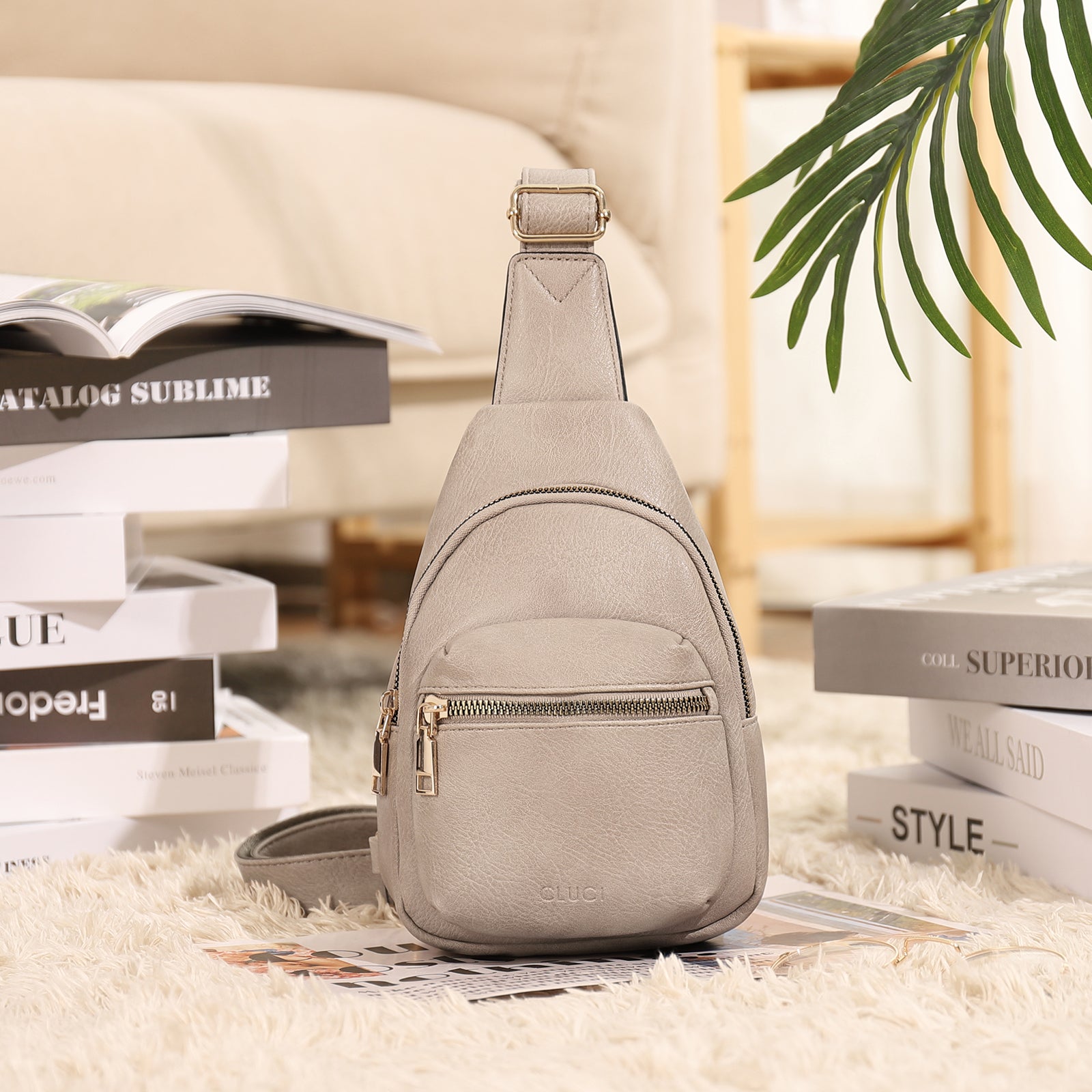 CLUCI Small Sling Bag Leather Crossbody Fanny Packs Trendy Women's Chest Bag