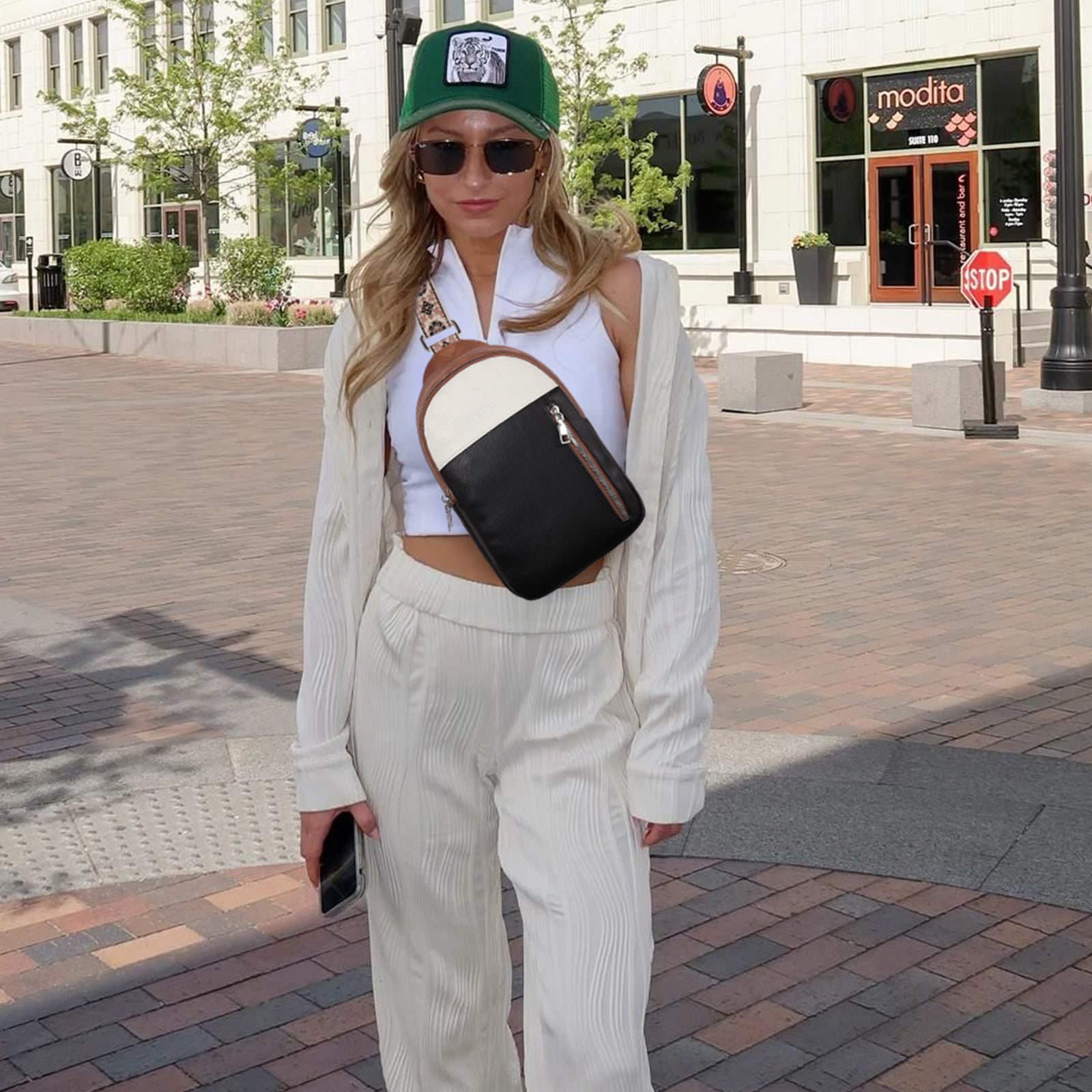 CLUCI Large Leather Fanny Packs Sling Bag for Women Crossbody Purse Trendy Chest Bag