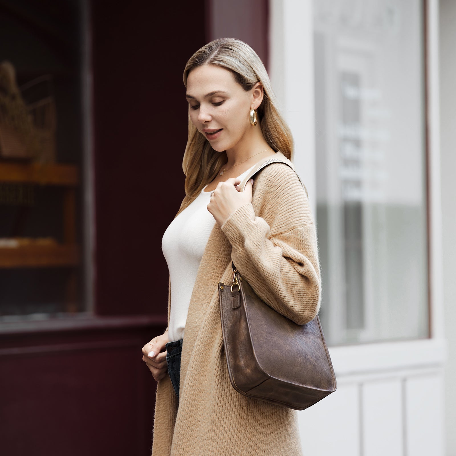 Trendy Medium Crossbody Bags with Two Straps