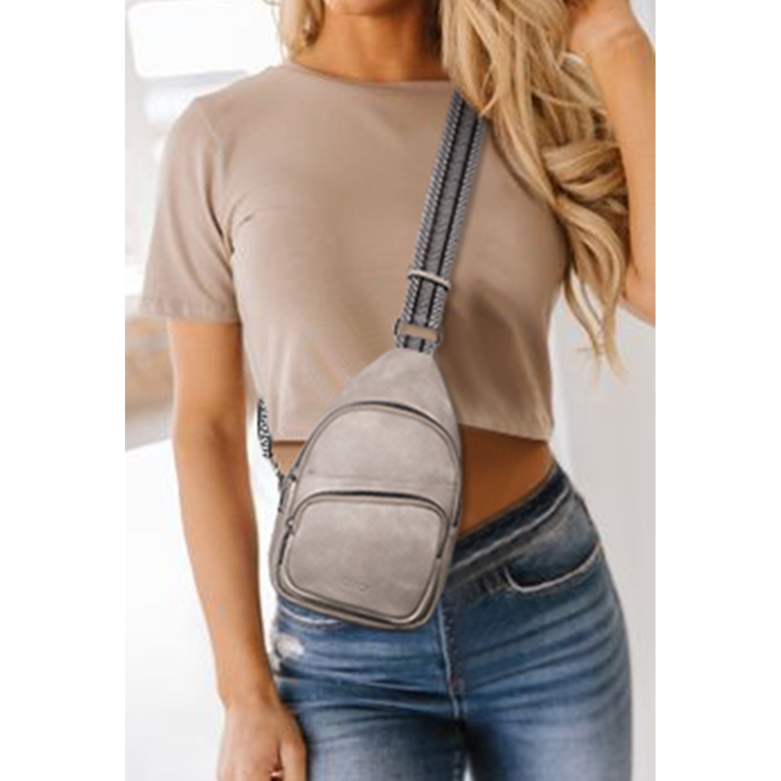 CLUCI Leather Sling Bag With Guitar Strap