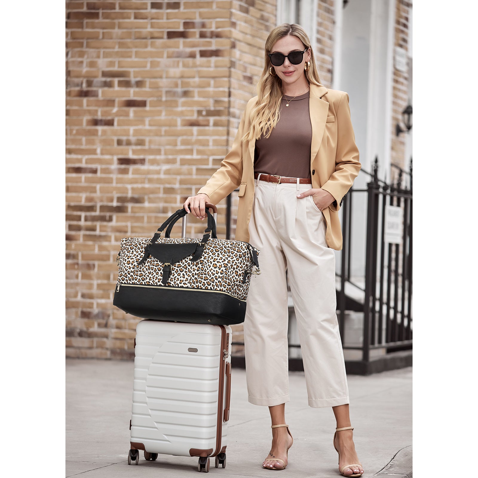 CLUCI Weekender Bag for Women Travel Leather Duffel Bag Carry on Overnight Bag