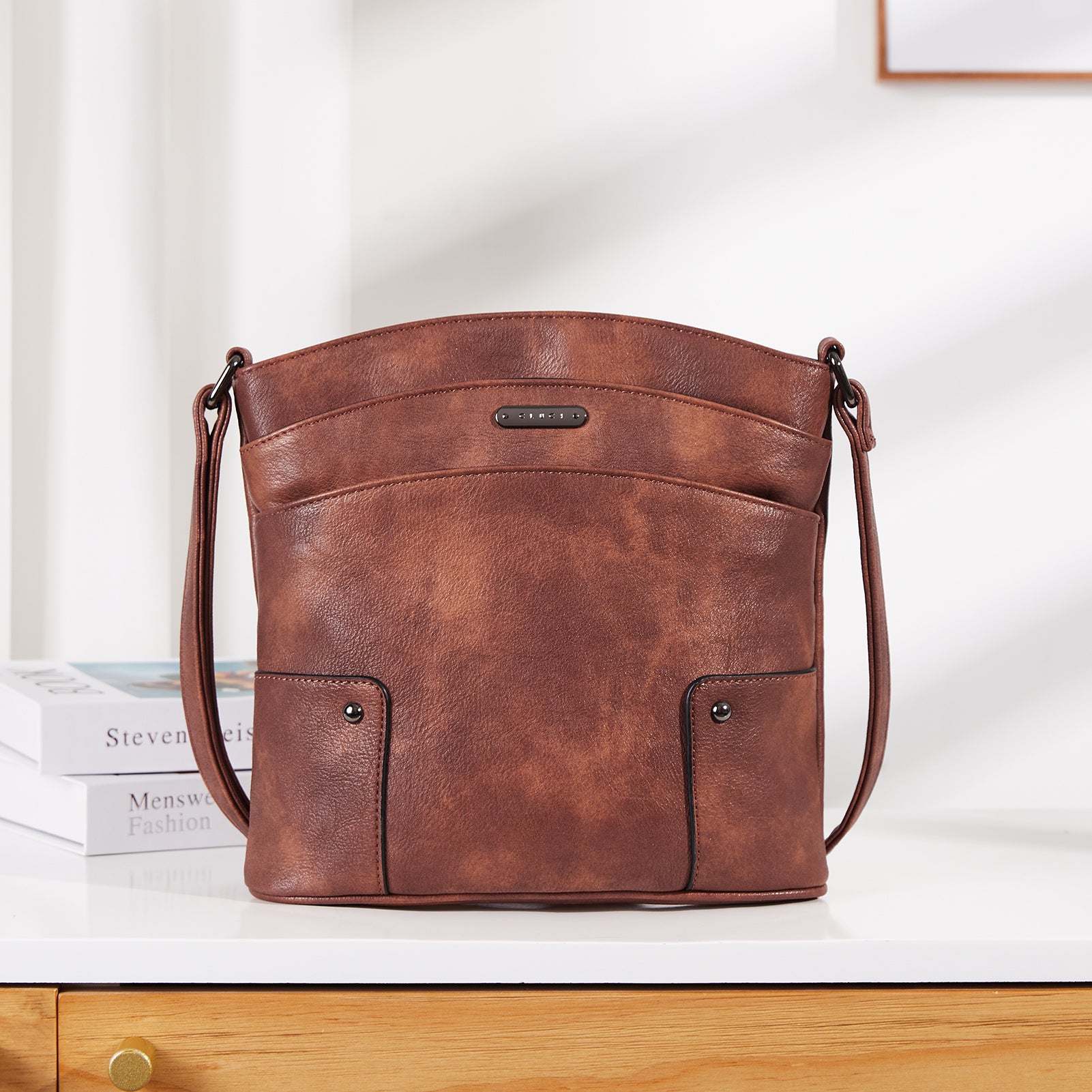 Amos Triple Pockets Vintage Crossbody Bag