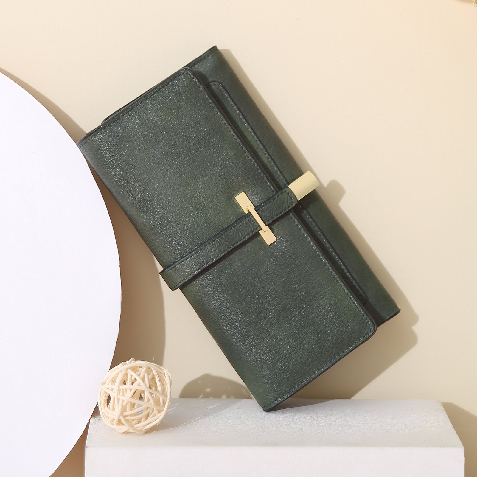 CLUCI Leather Wallet for Women Slim Designer Trifold Ladies Credit Card Holder